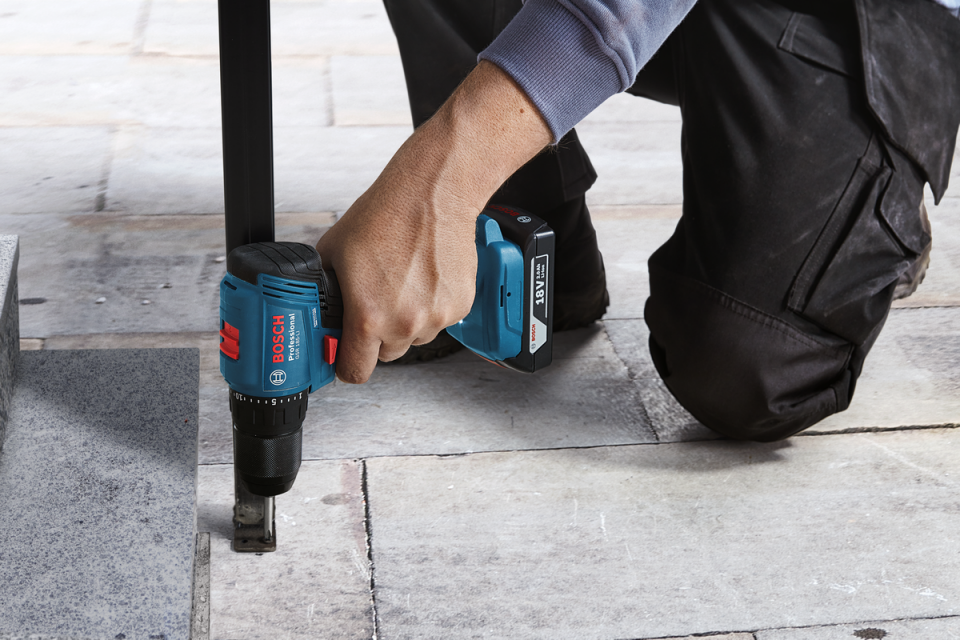 Bosch Professional GSR 185 LI Akülü Delme Vidalama (2*18V-2.0 Ah)