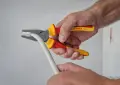 Bosch Profesyonel İzole Pense VDE Pense 180mm - 1600A02NE1