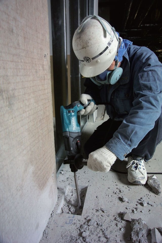 Makita HR2470 780 W Elektro Pnömatik Kırıcı-Delici